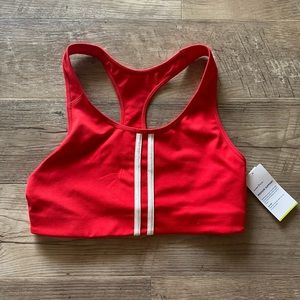 NWT Old Navy medium support sports bra